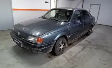 Volkswagen Passat 1988 года за 1 200 000 тг. в Уральск фото 1
