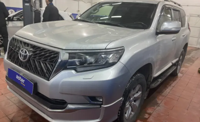 Toyota Land Cruiser Prado 2021 года за 33 000 000 тг. в Астана