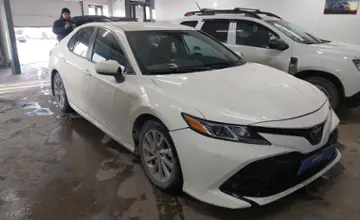 Toyota Camry 2020 года за 10 500 000 тг. в Астана фото 2