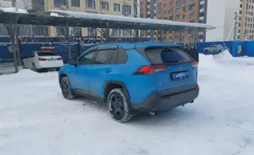 Toyota RAV4 2021 года за 15 700 000 тг. в Алматы фото 4