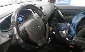 Renault Sandero 2015