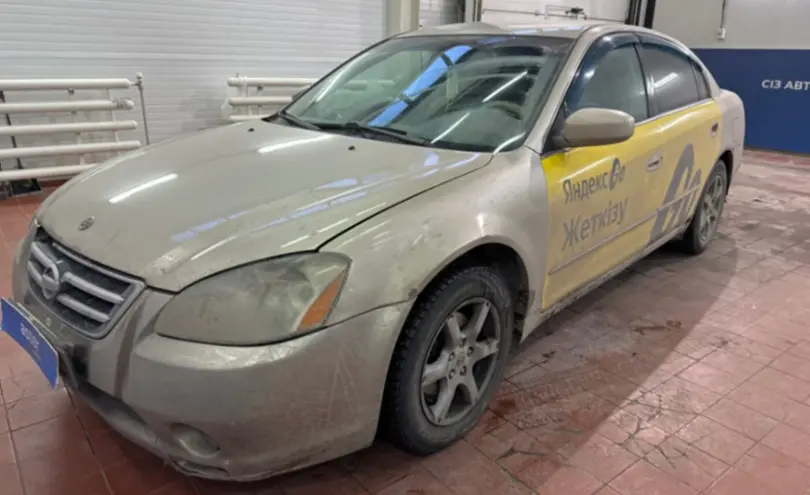 Nissan Altima 2004 года за 2 700 000 тг. в Астана