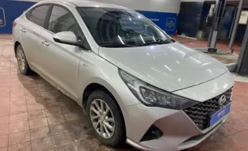 Hyundai Accent 2020 года за 8 000 000 тг. в Астана фото 3