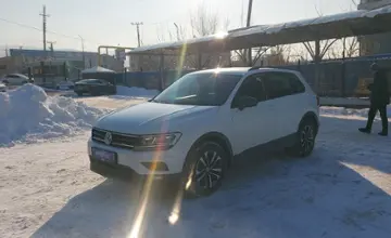Volkswagen Tiguan 2020 года за 10 500 000 тг. в Алматы фото 1