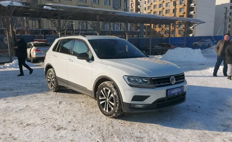 Volkswagen Tiguan 2020 года за 10 500 000 тг. в Алматы фото 2