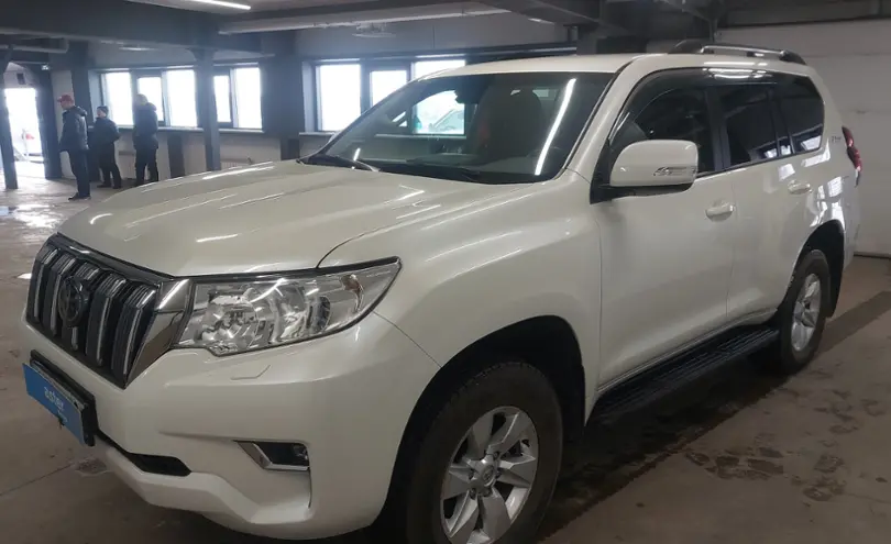 Toyota Land Cruiser Prado 2022 года за 27 000 000 тг. в Астана