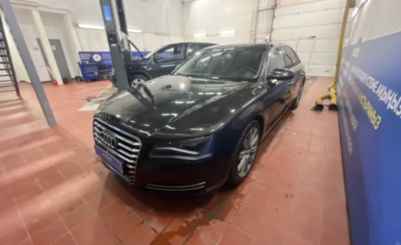 Audi A8 2012 года за 7 800 000 тг. в Астана