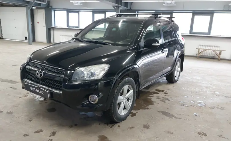 Toyota RAV4 2012 года за 9 800 000 тг. в Астана