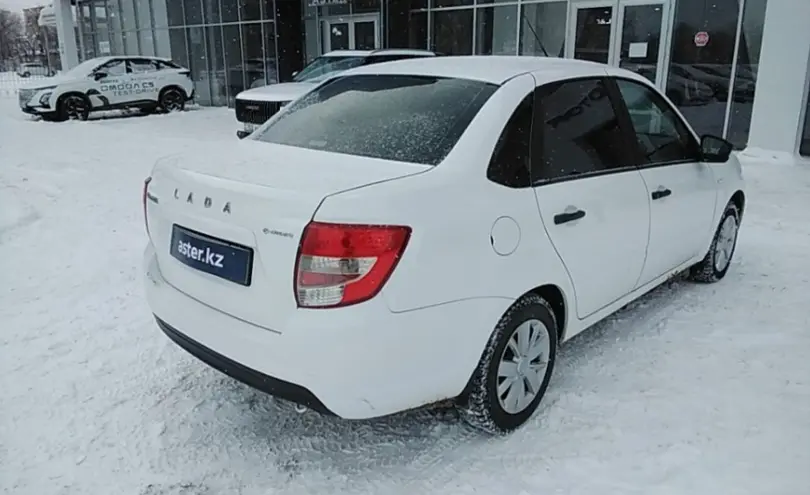 LADA (ВАЗ) Granta 2019 года за 3 300 000 тг. в Актобе фото 5