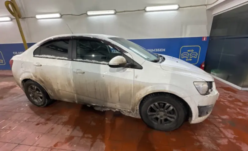 Chevrolet Aveo 2015 года за 3 500 000 тг. в Астана фото 4