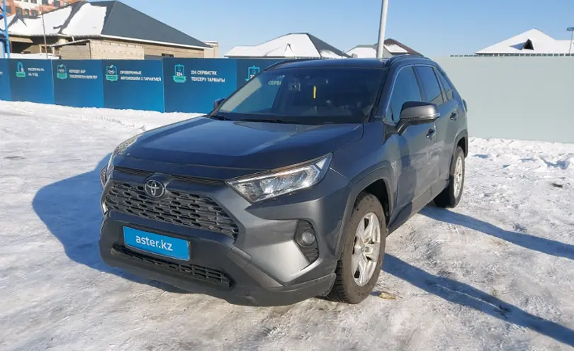 Toyota RAV4 2020 года за 18 000 000 тг. в Шымкент