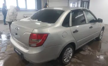 LADA (ВАЗ) Granta 2014 года за 2 000 000 тг. в Астана фото 3