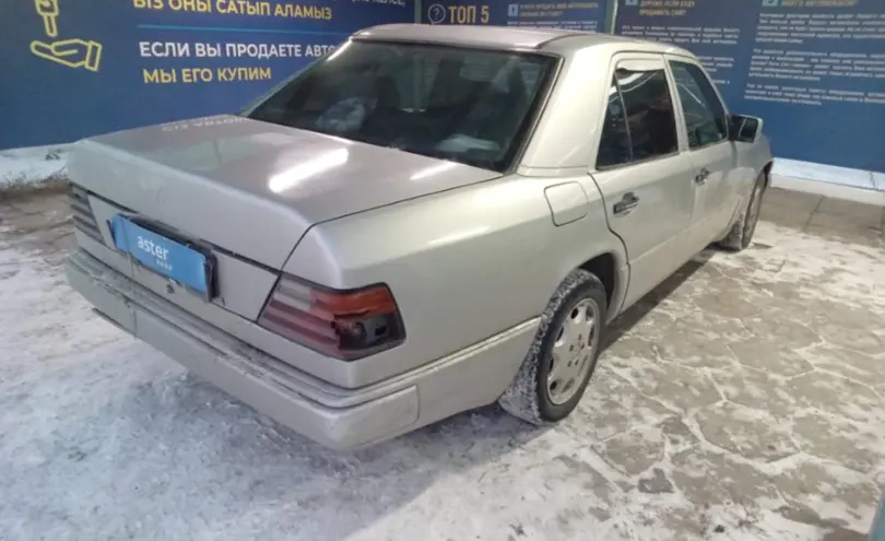 Mercedes-Benz W124 1993 года за 900 000 тг. в Талдыкорган фото 3