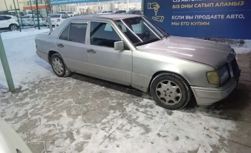 Mercedes-Benz W124 1993 года за 900 000 тг. в Талдыкорган фото 2