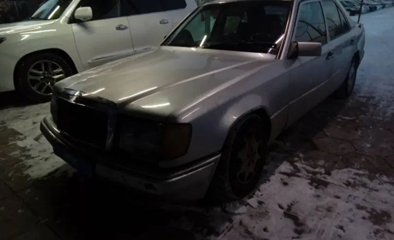 Mercedes-Benz W124 1993 года за 900 000 тг. в Талдыкорган