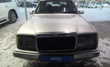 Mercedes-Benz W124 1993 года за 900 000 тг. в Талдыкорган фото 2