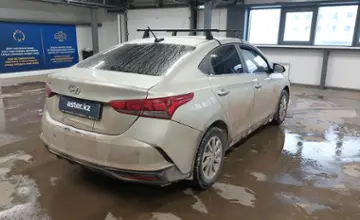 Hyundai Accent 2020 года за 8 000 000 тг. в Астана фото 3