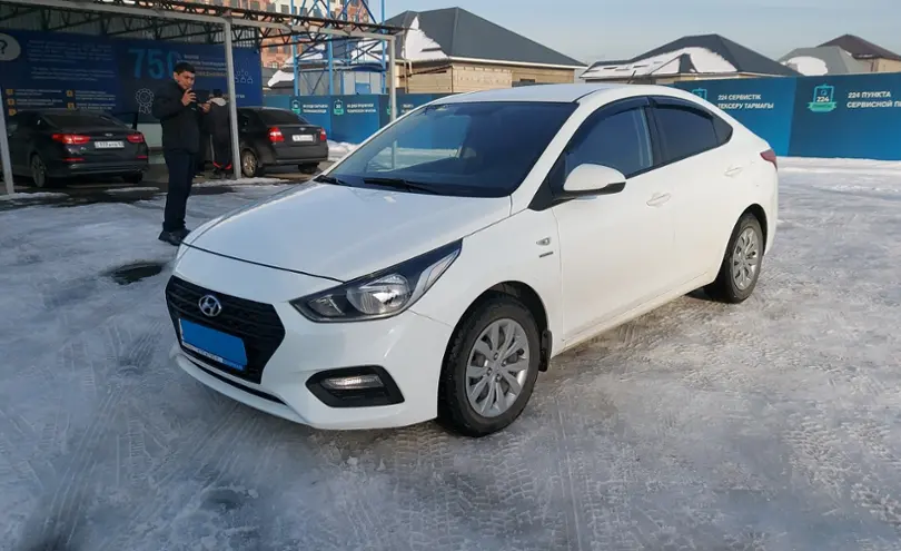 Hyundai Solaris 2019 года за 8 000 000 тг. в Шымкент