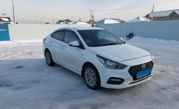 Hyundai Solaris 2019 года за 8 000 000 тг. в Шымкент фото 2