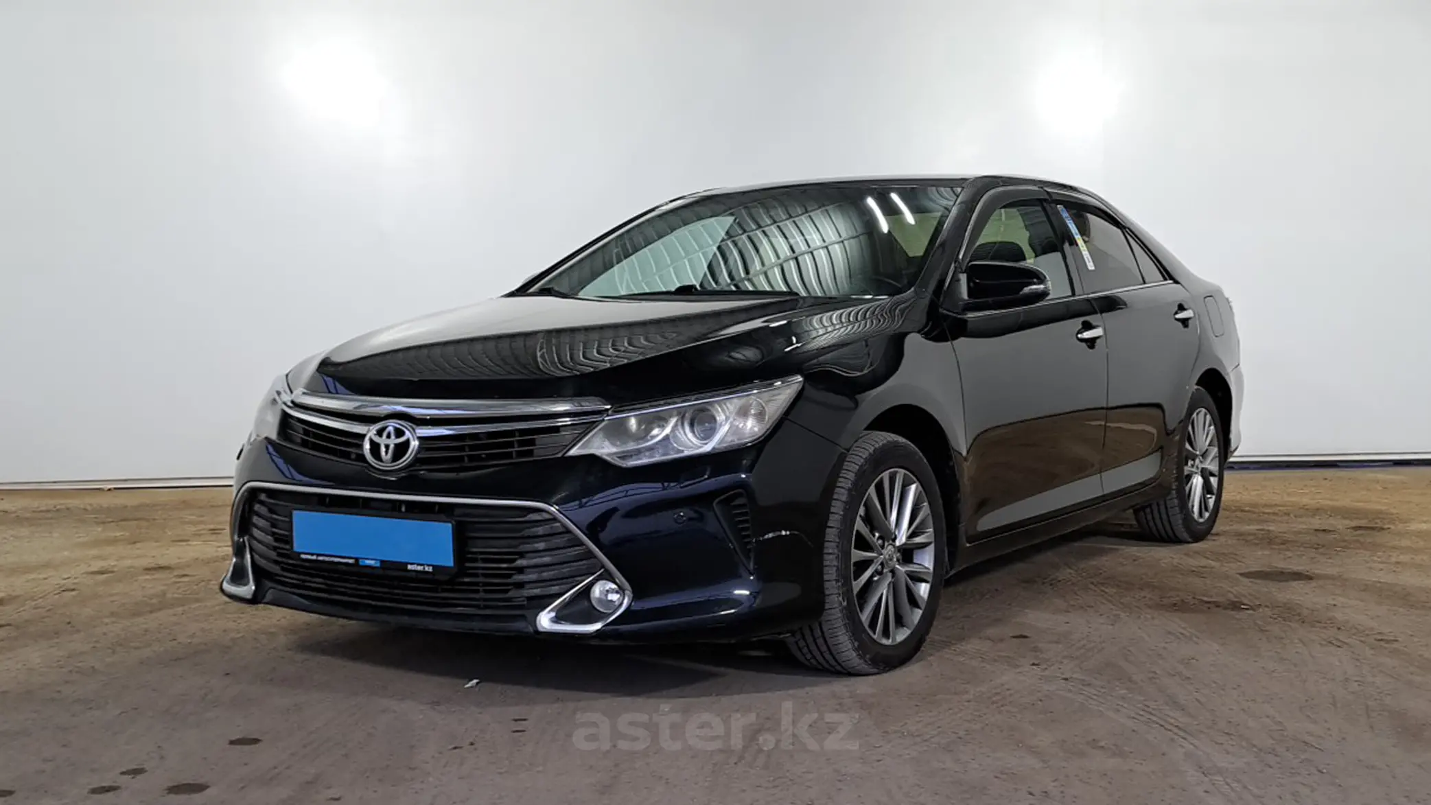 Toyota Camry 2016