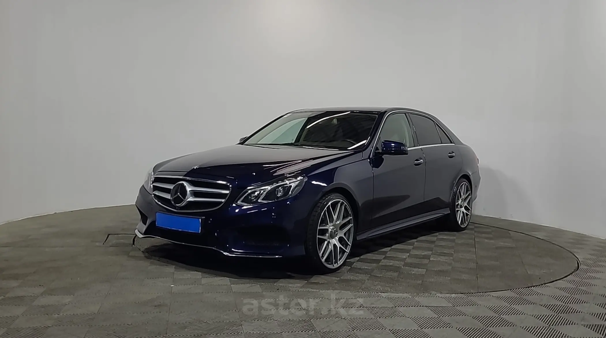 Mercedes-Benz E-Класс 2014