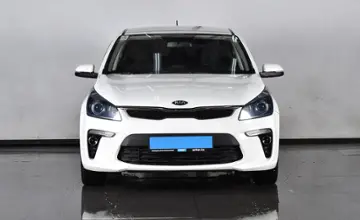 Kia Rio 2018 года за 7 700 000 тг. в Алматы фото 2