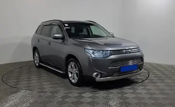 Mitsubishi Outlander 2013 года за 7 200 000 тг. в Алматы фото 3
