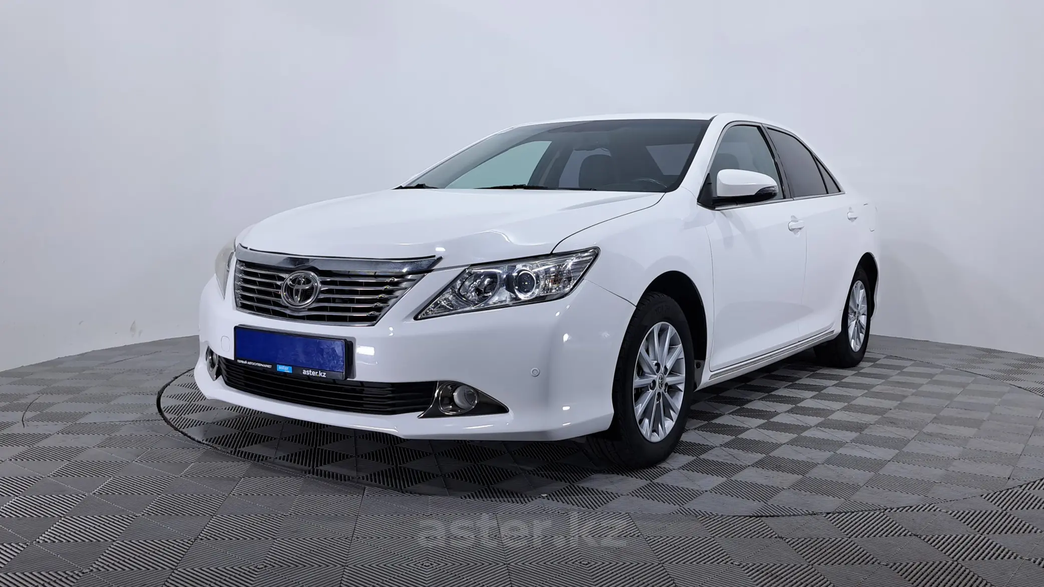 Toyota Camry 2014