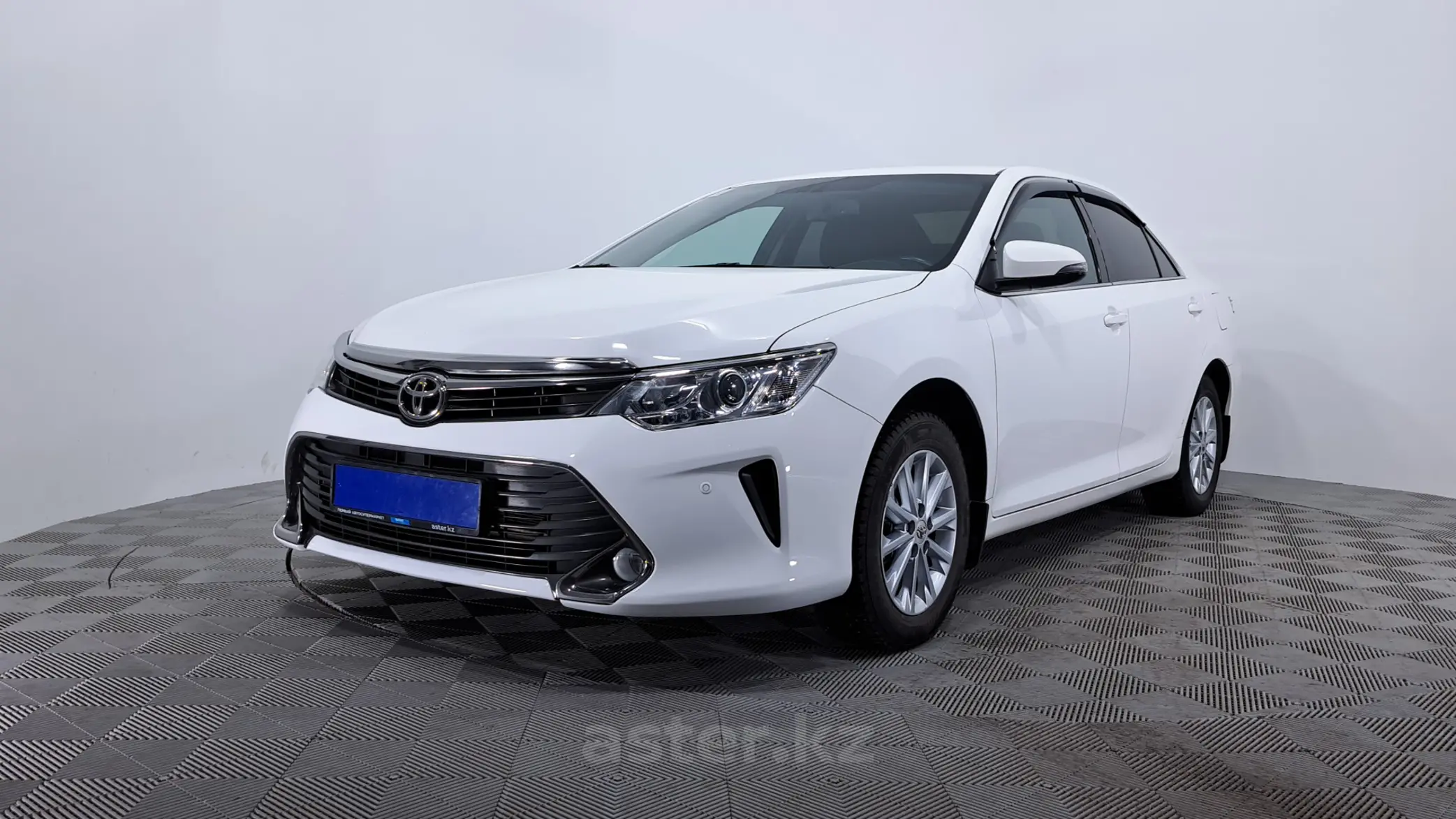 Toyota Camry 2015