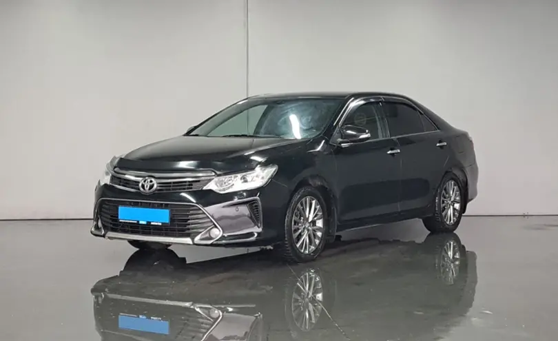 Toyota Camry 2015 года за 10 490 000 тг. в Алматы