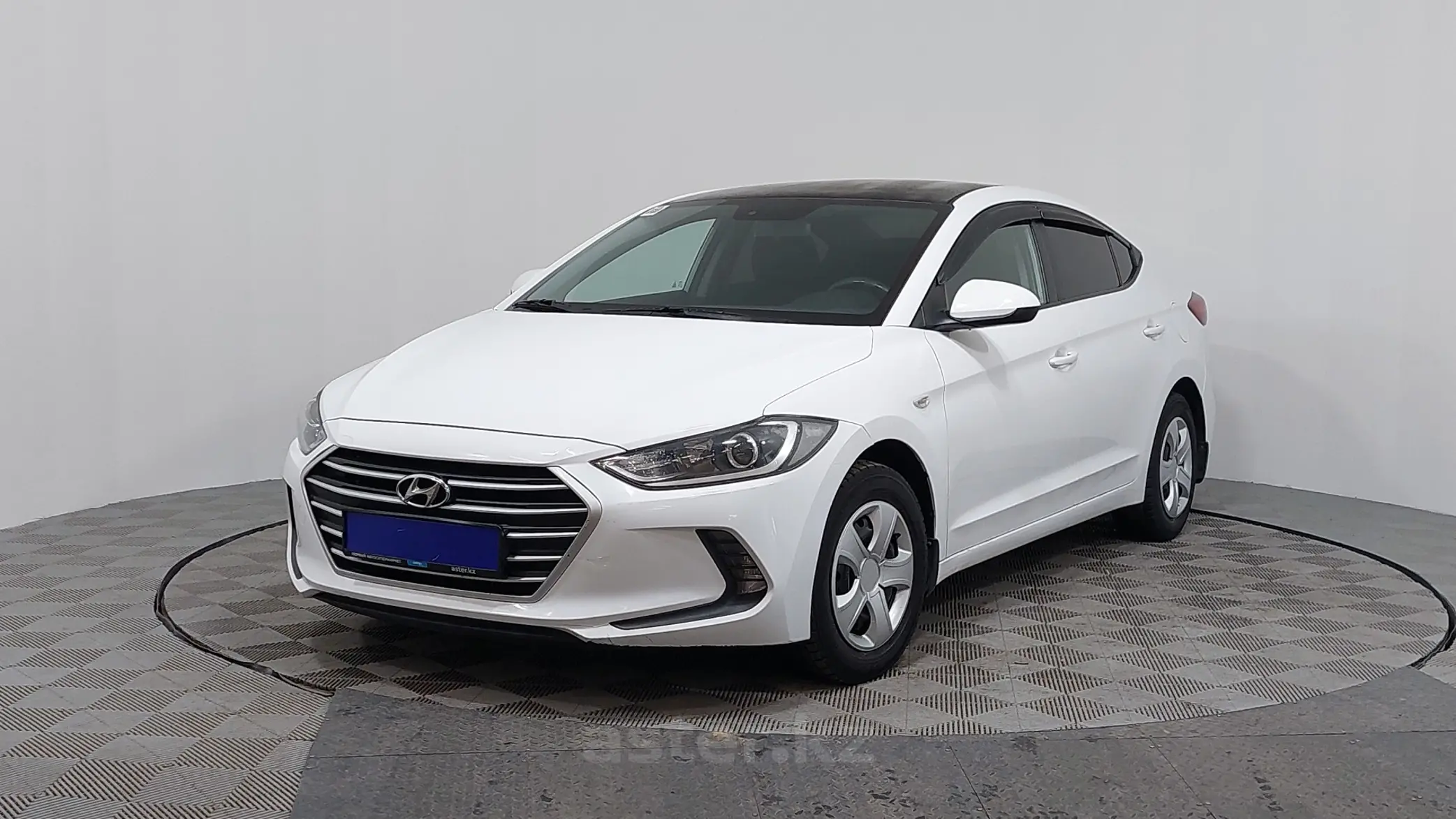 Hyundai Elantra 2018