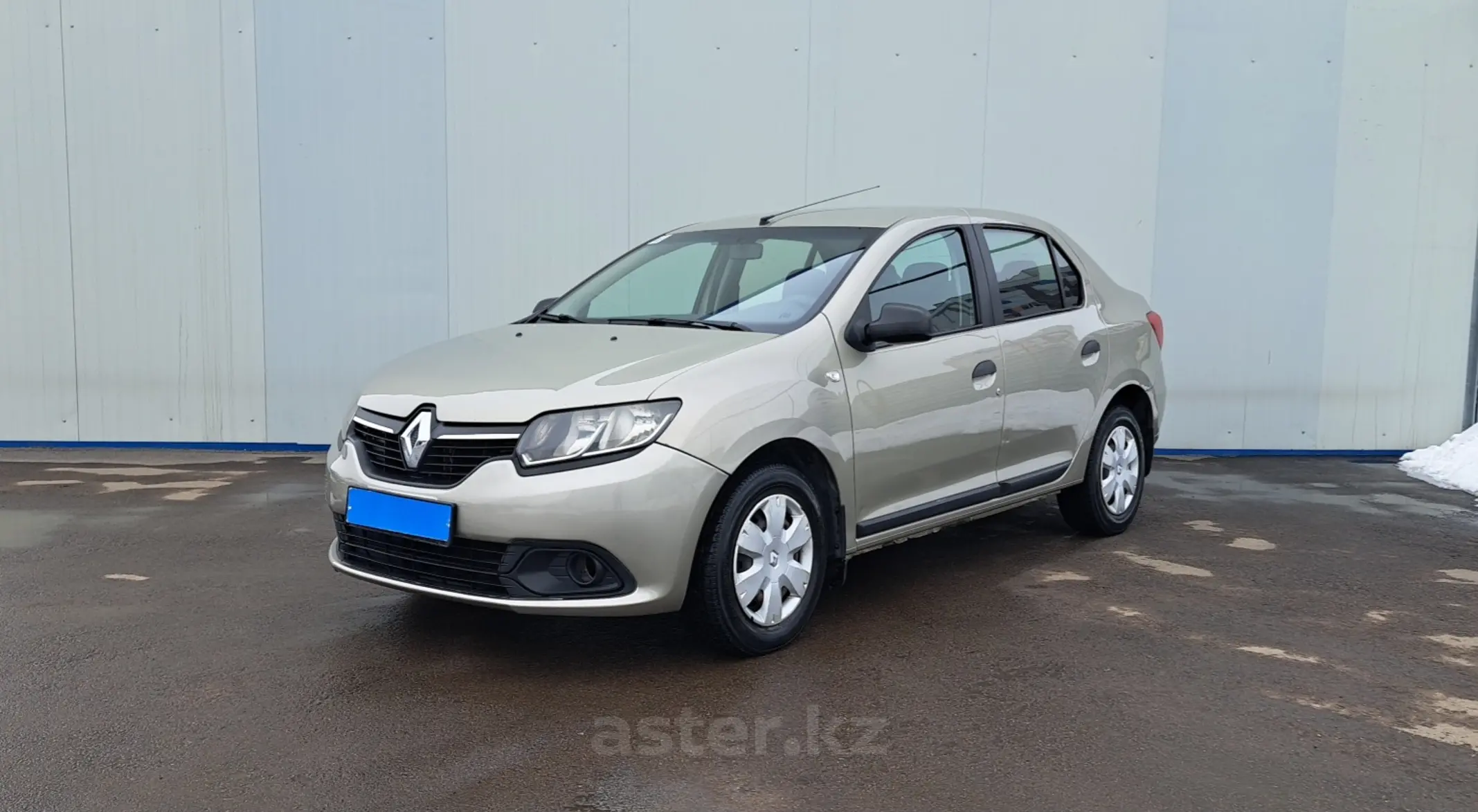 Renault Logan 2014