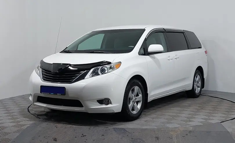 Toyota Sienna 2012 года за 11 590 000 тг. в Астана