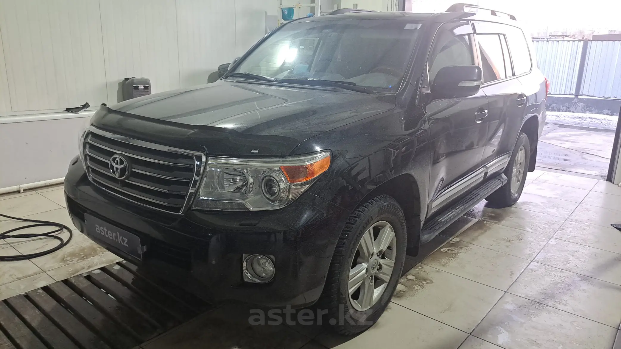 Toyota Land Cruiser 2013