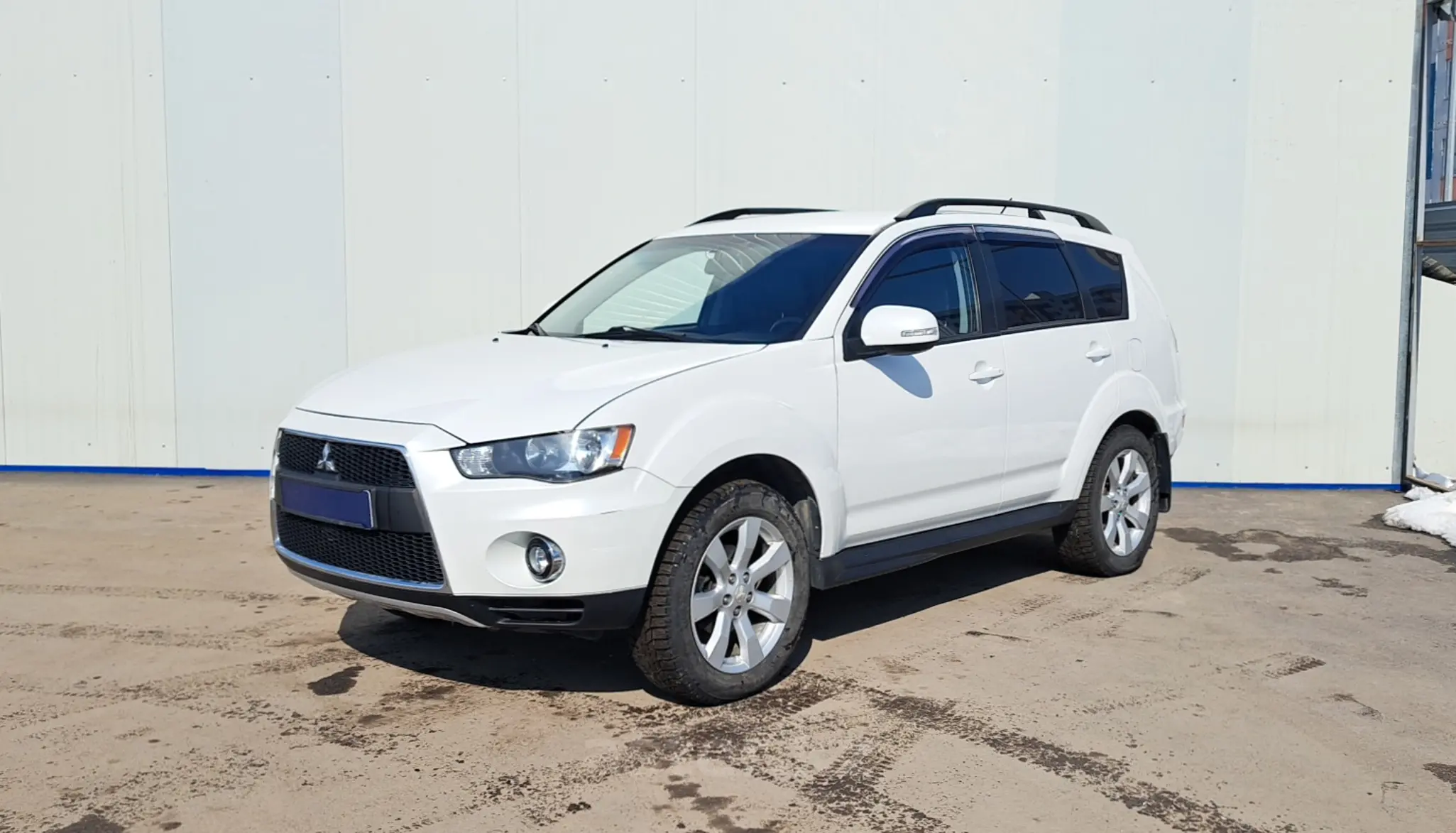 Mitsubishi Outlander 2012