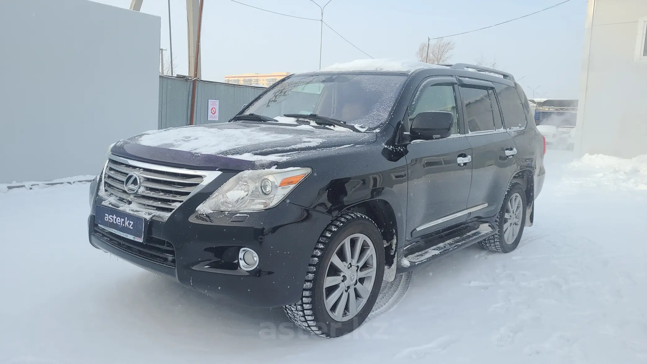 Lexus LX 2009