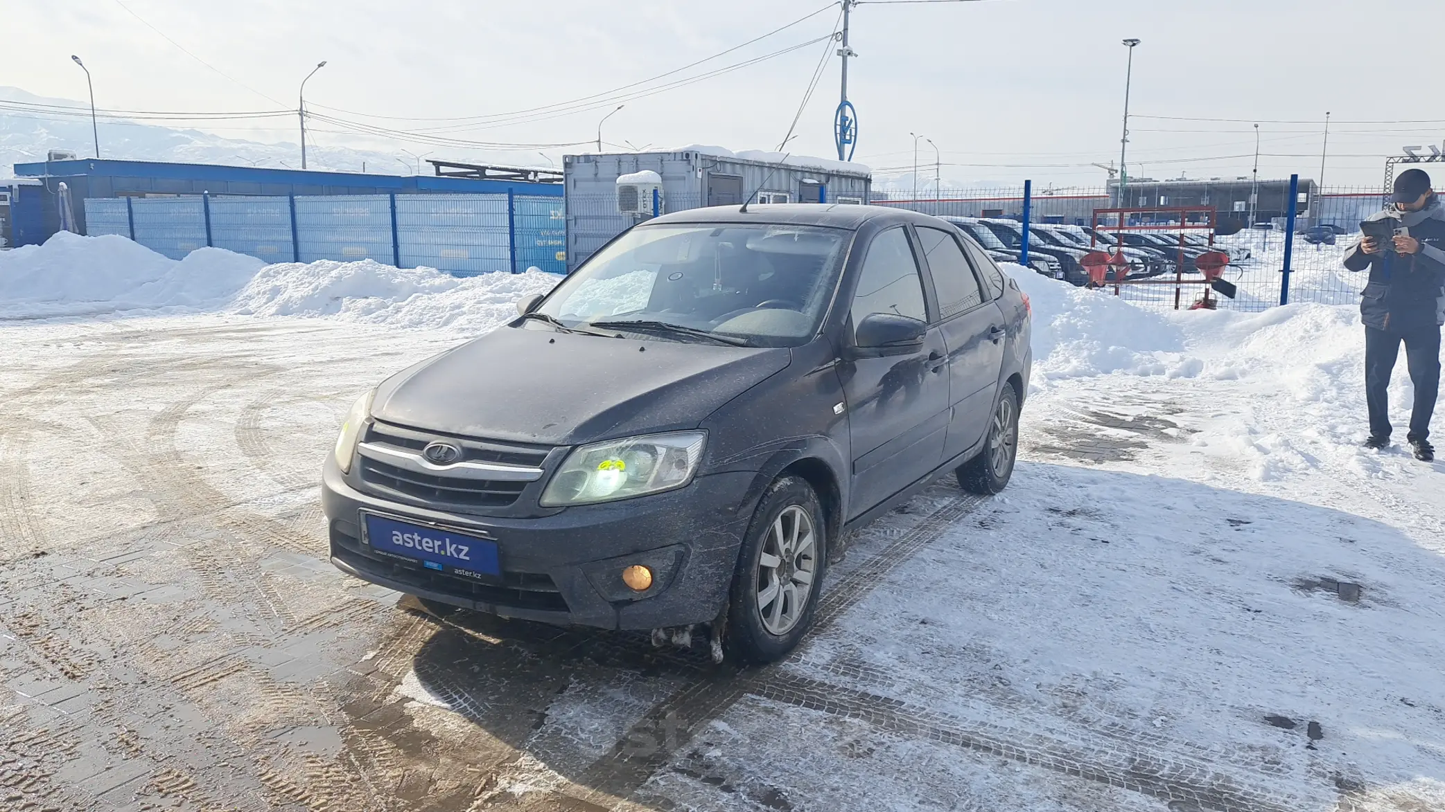 LADA (ВАЗ) Granta 2015