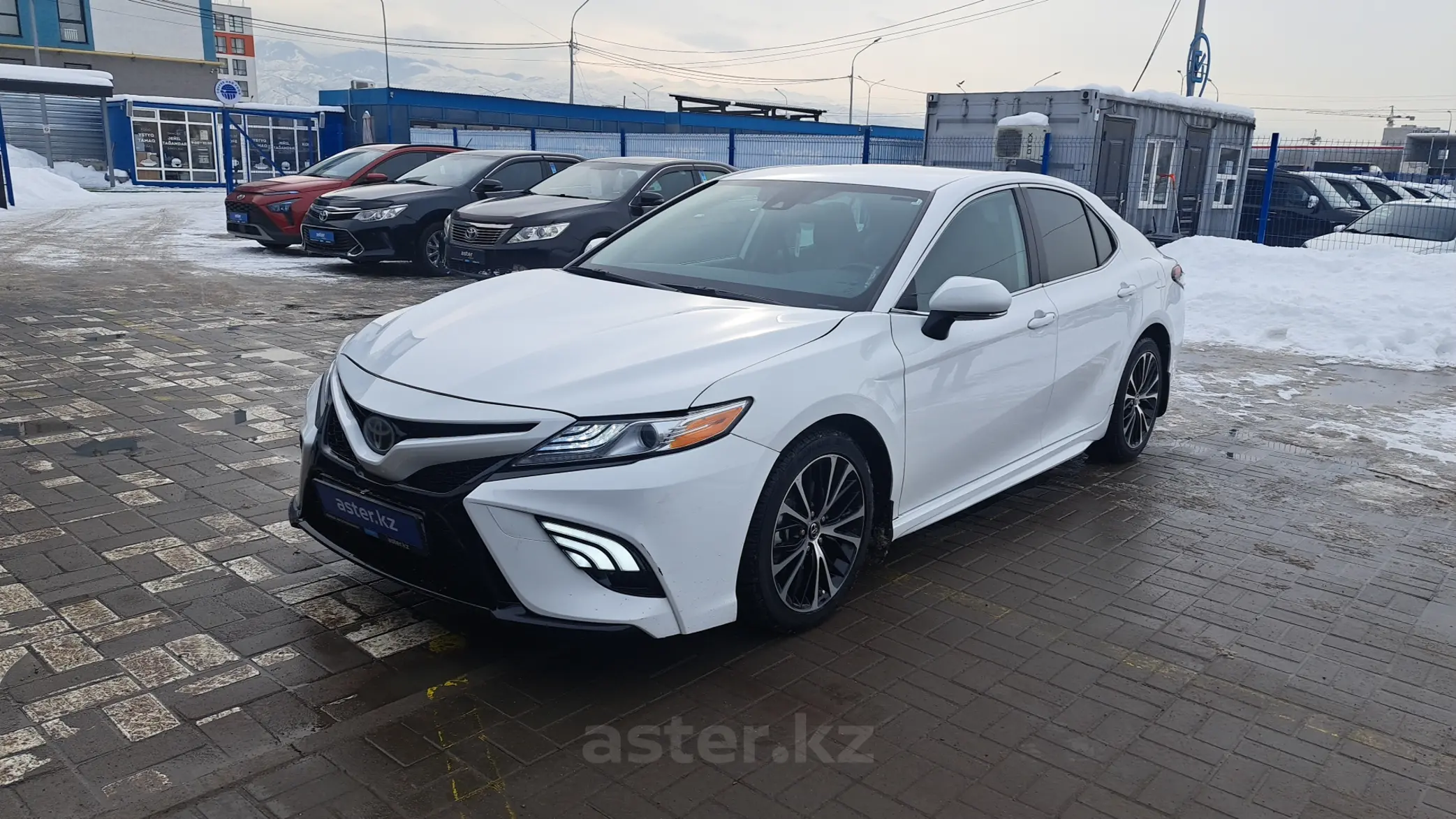 Toyota Camry 2019