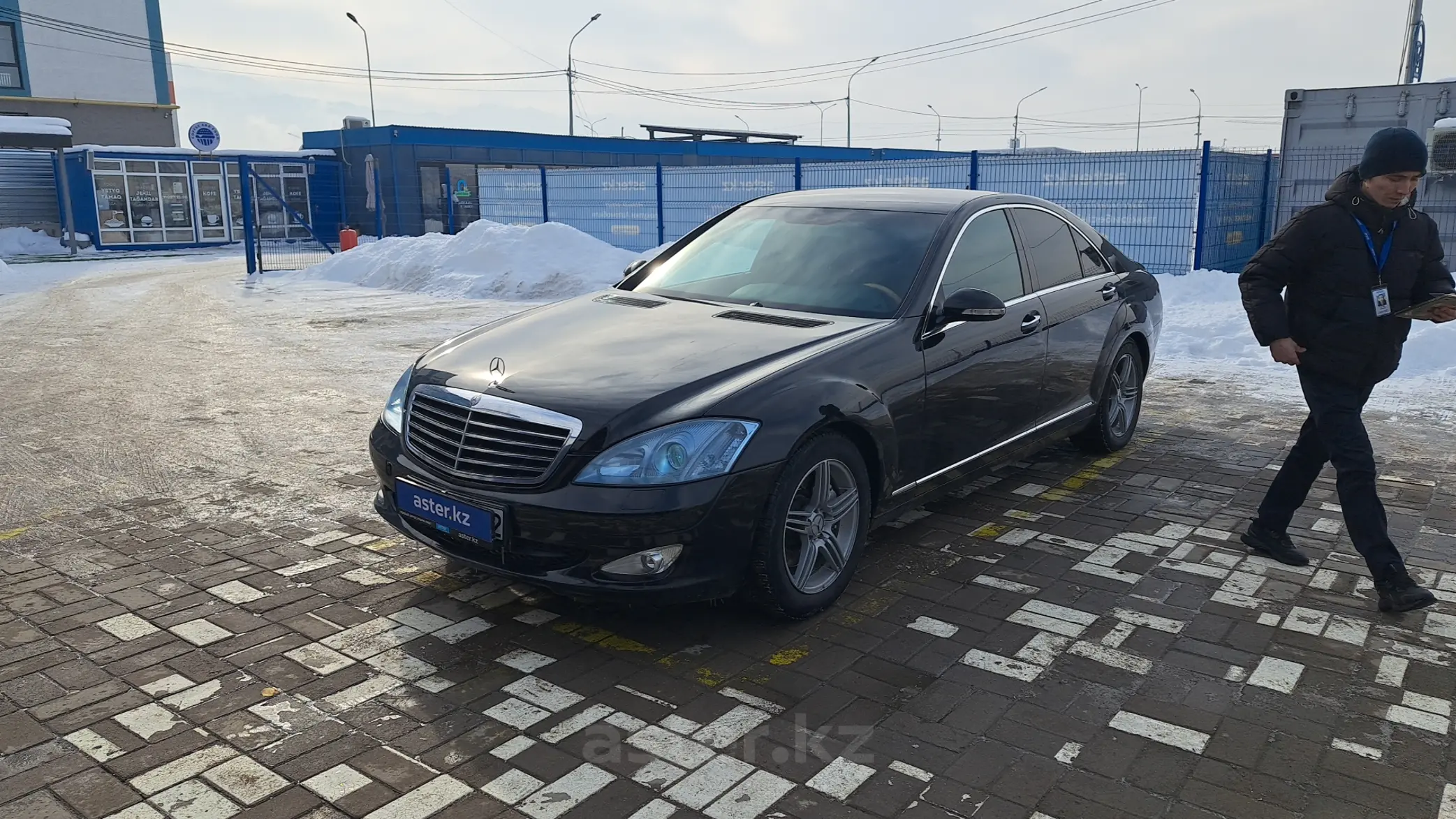 Mercedes-Benz S-Класс 2005