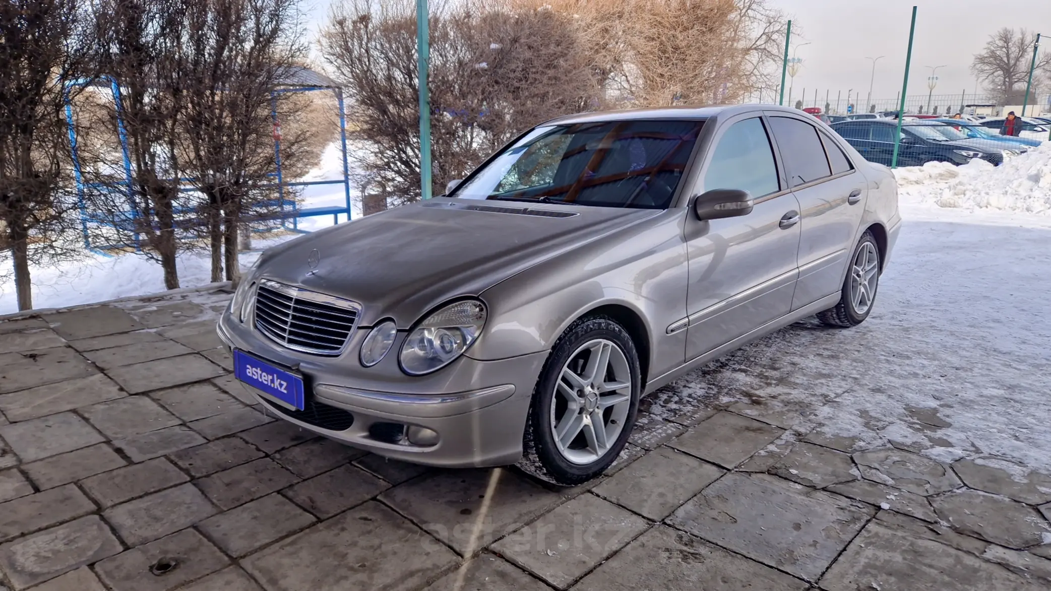 Mercedes-Benz E-Класс 2004