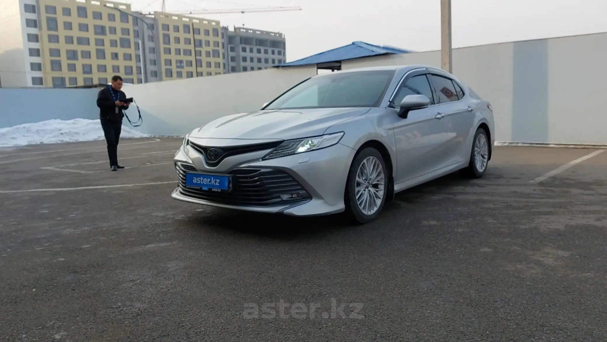 Toyota Camry 2019