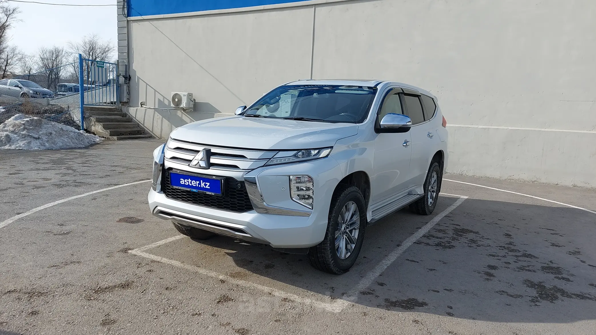 Mitsubishi Pajero Sport 2020