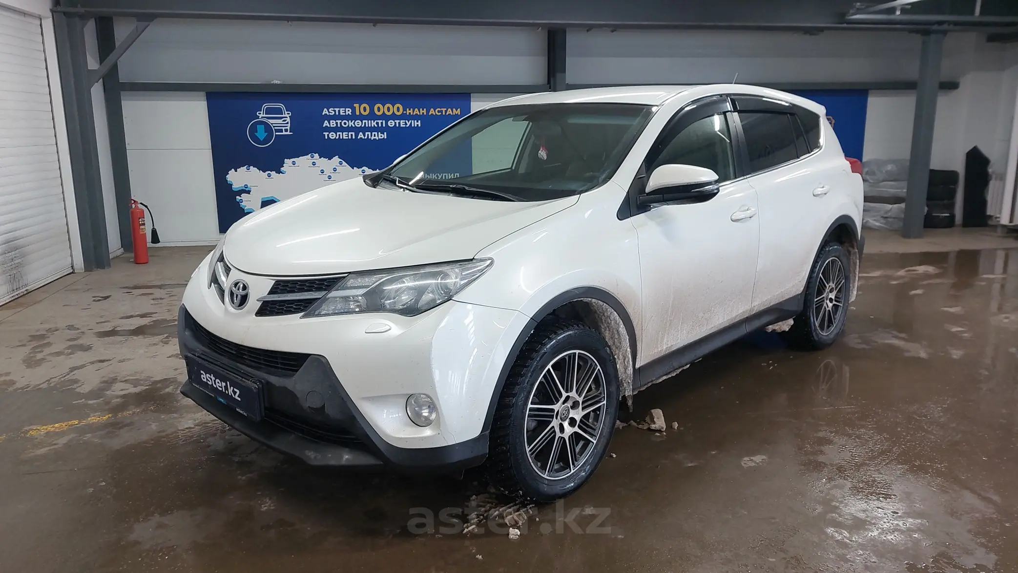 Toyota RAV4 2014