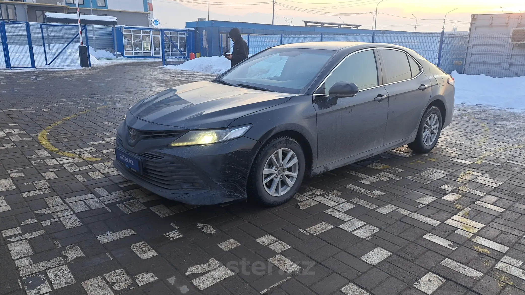 Toyota Camry 2019