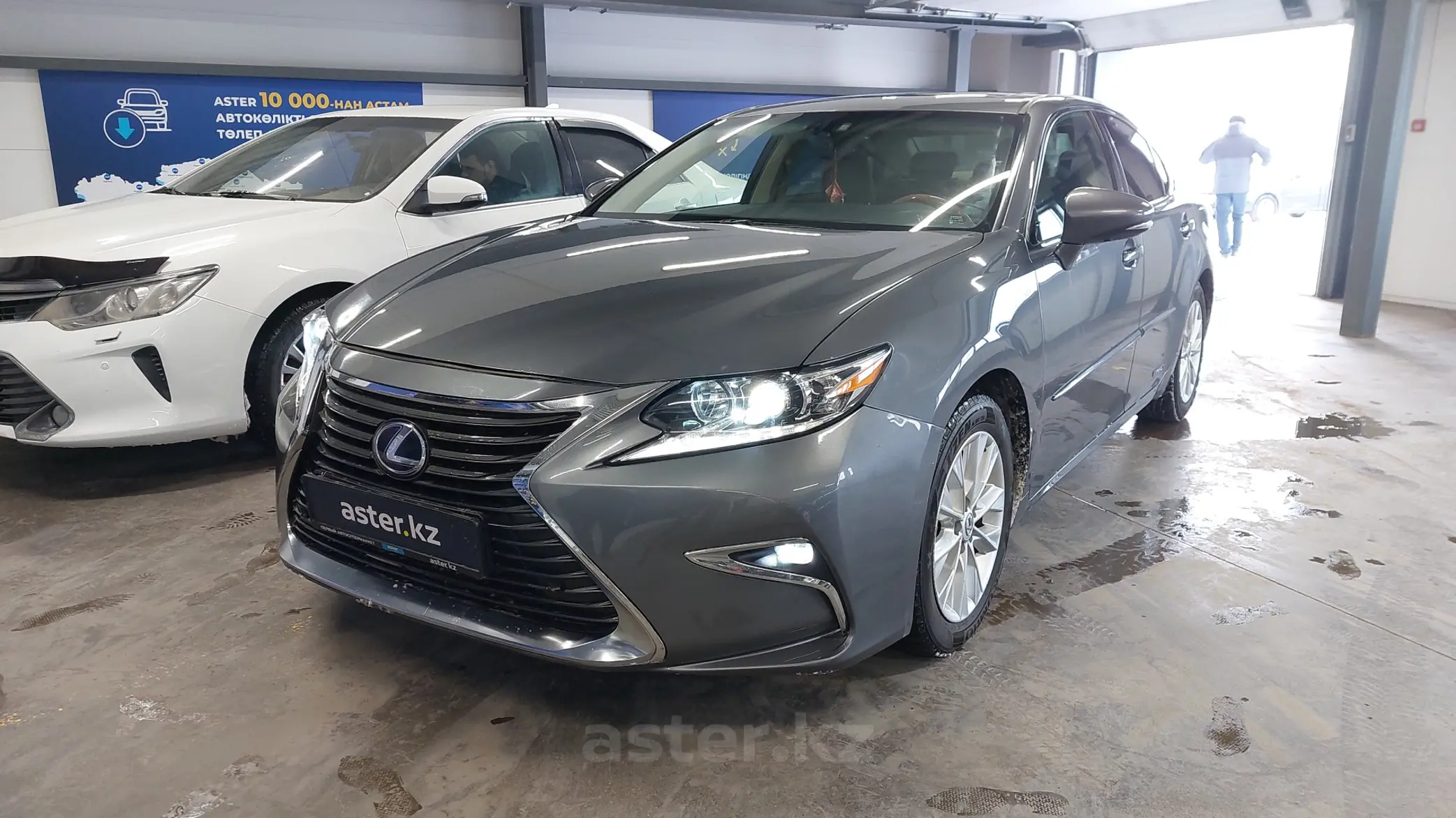 Lexus ES 2013