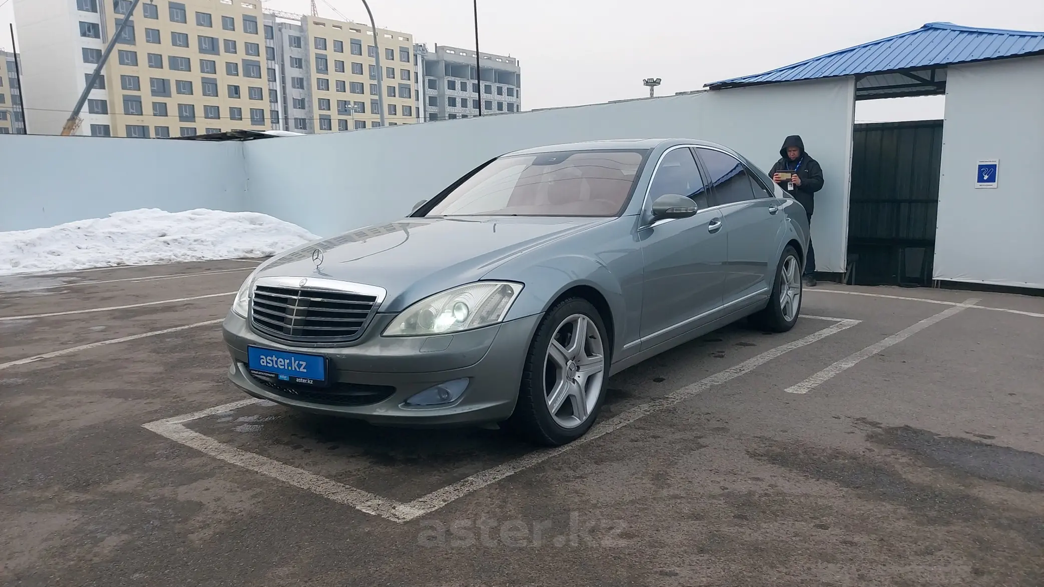 Mercedes-Benz S-Класс 2005