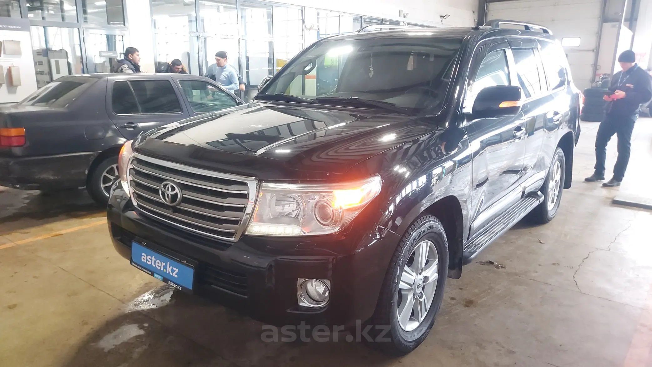 Toyota Land Cruiser 2013