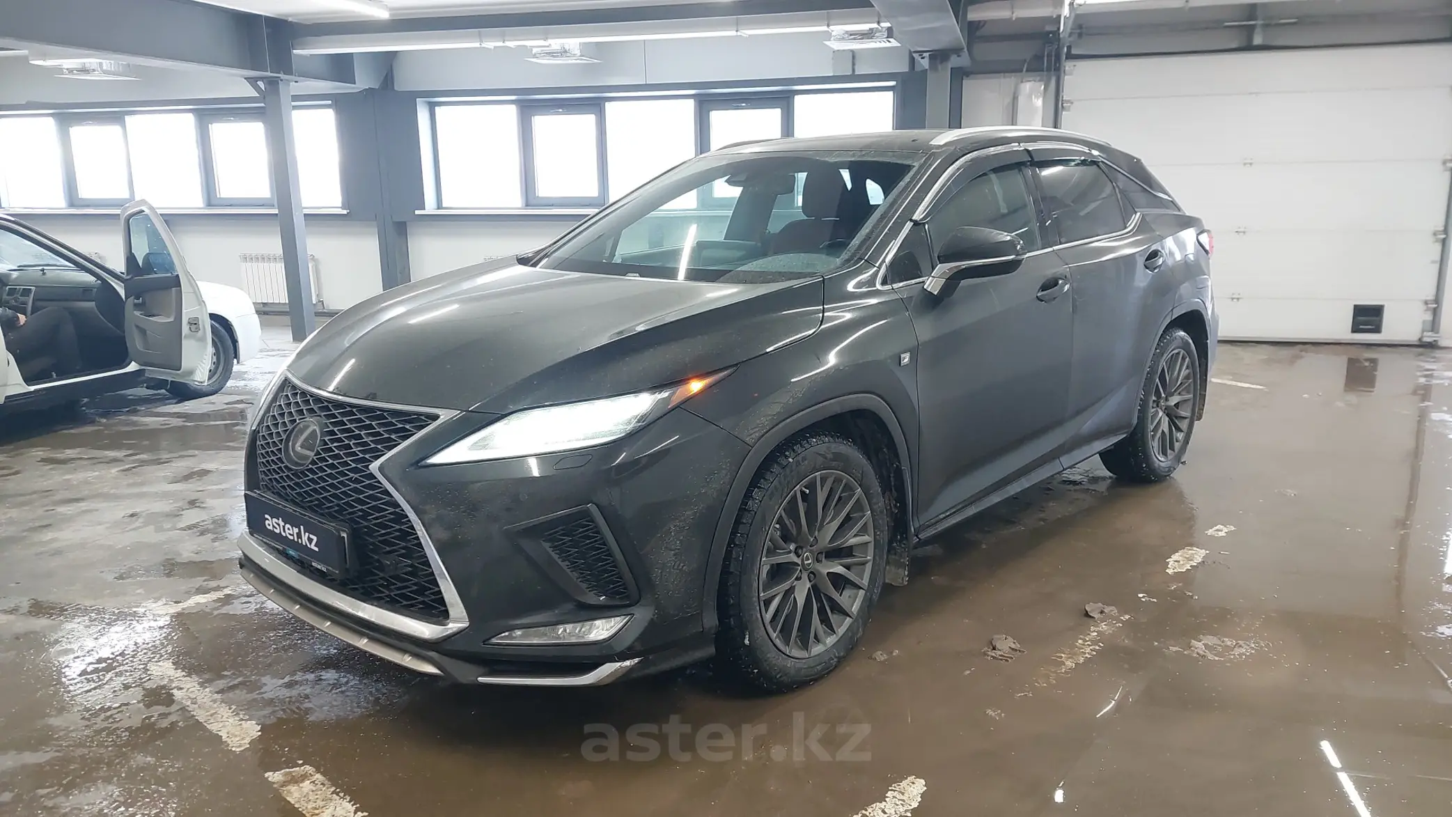 Lexus RX 2021