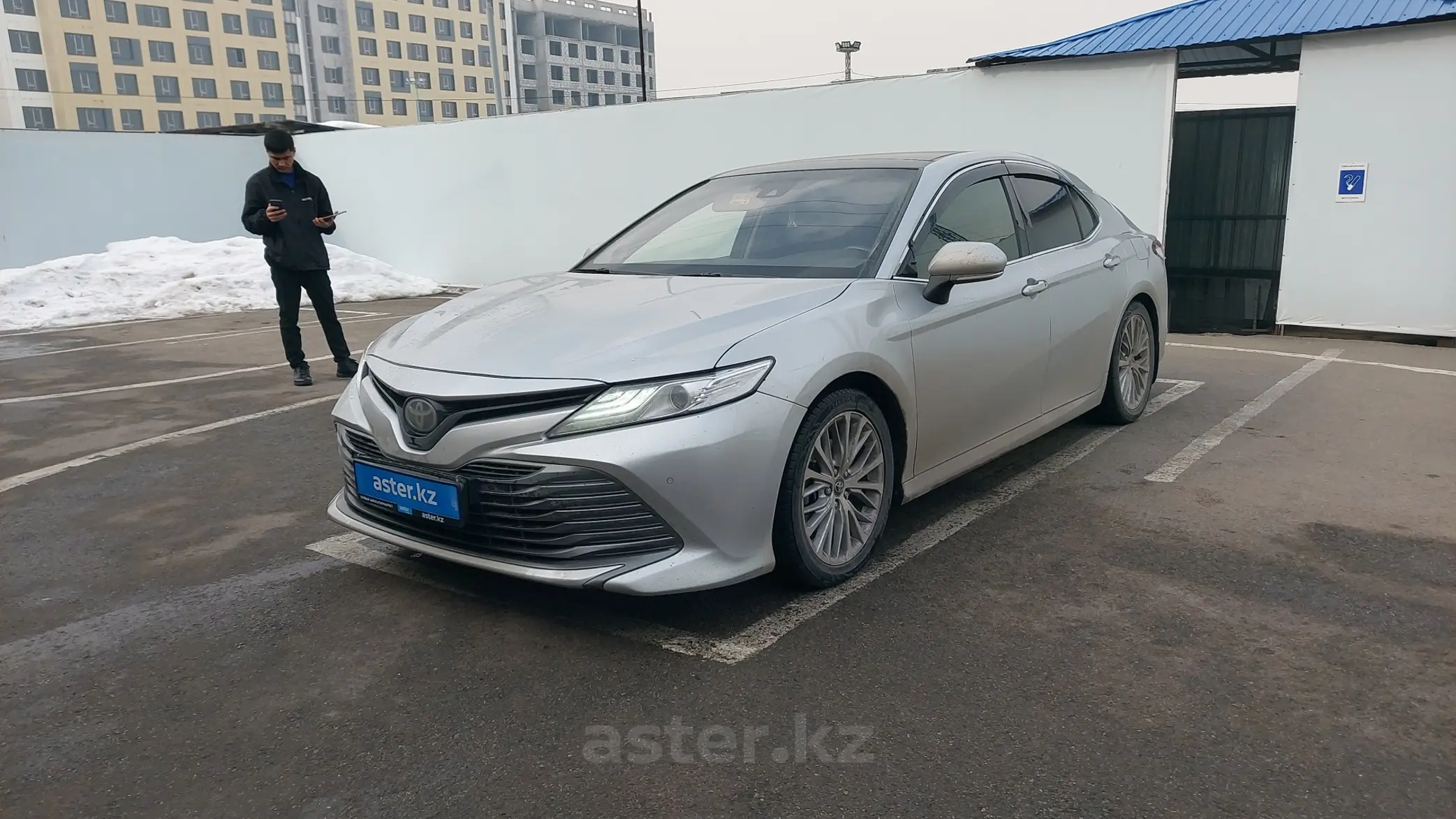 Toyota Camry 2019