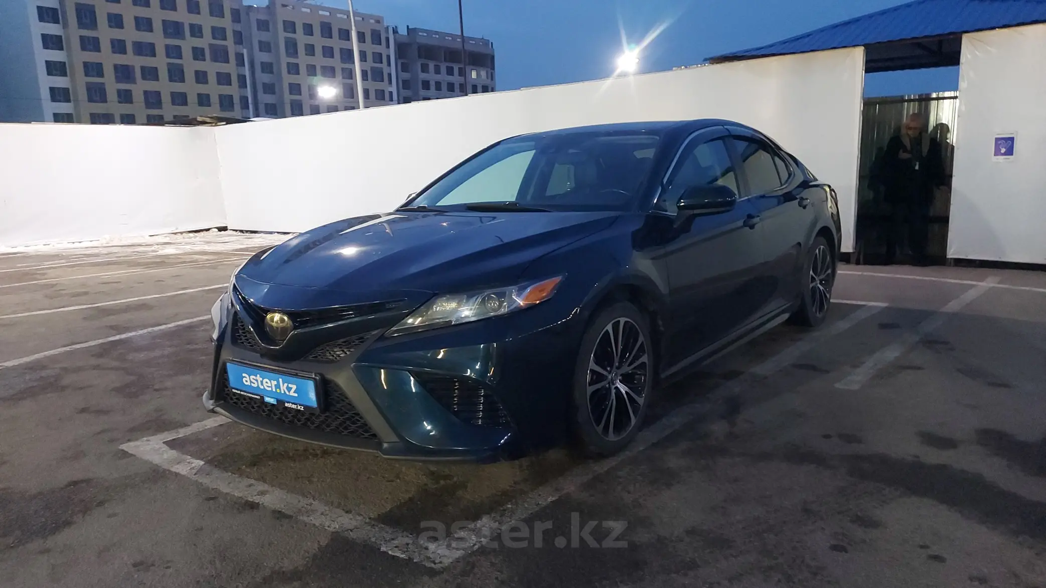 Toyota Camry 2019